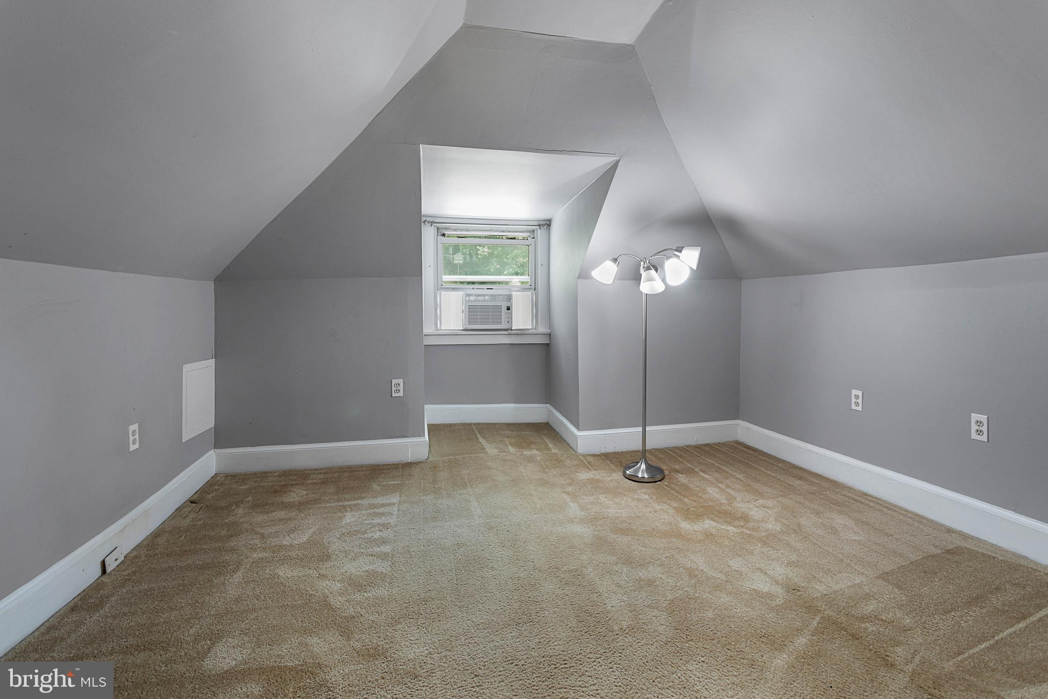 HIGHVIEW PARK - Residential