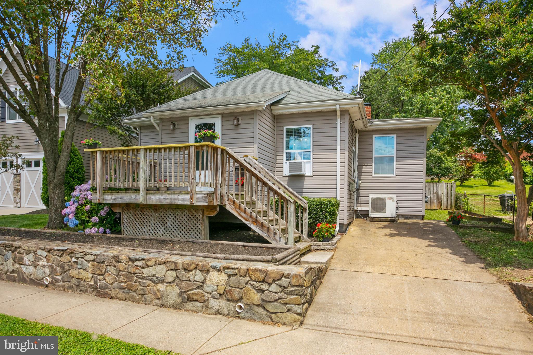 HIGHVIEW PARK - Residential