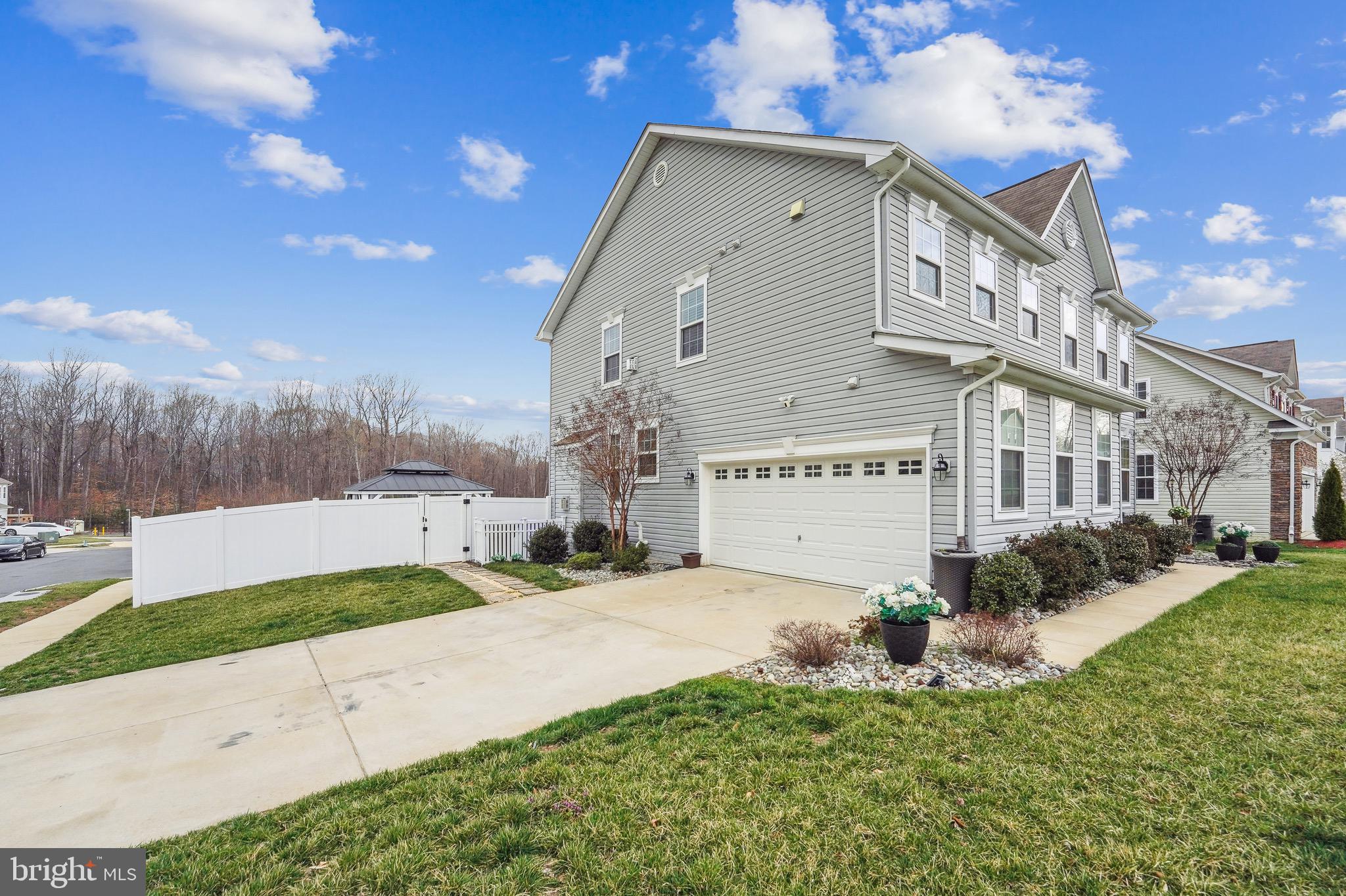 2920 KNIGHT COURT