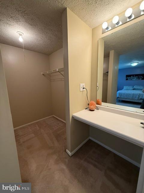 WOODS EDGE TOWNHOME CONDOMINIUMS - Residential