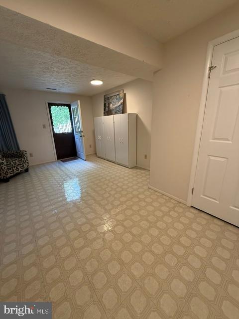 WOODS EDGE TOWNHOME CONDOMINIUMS - Residential