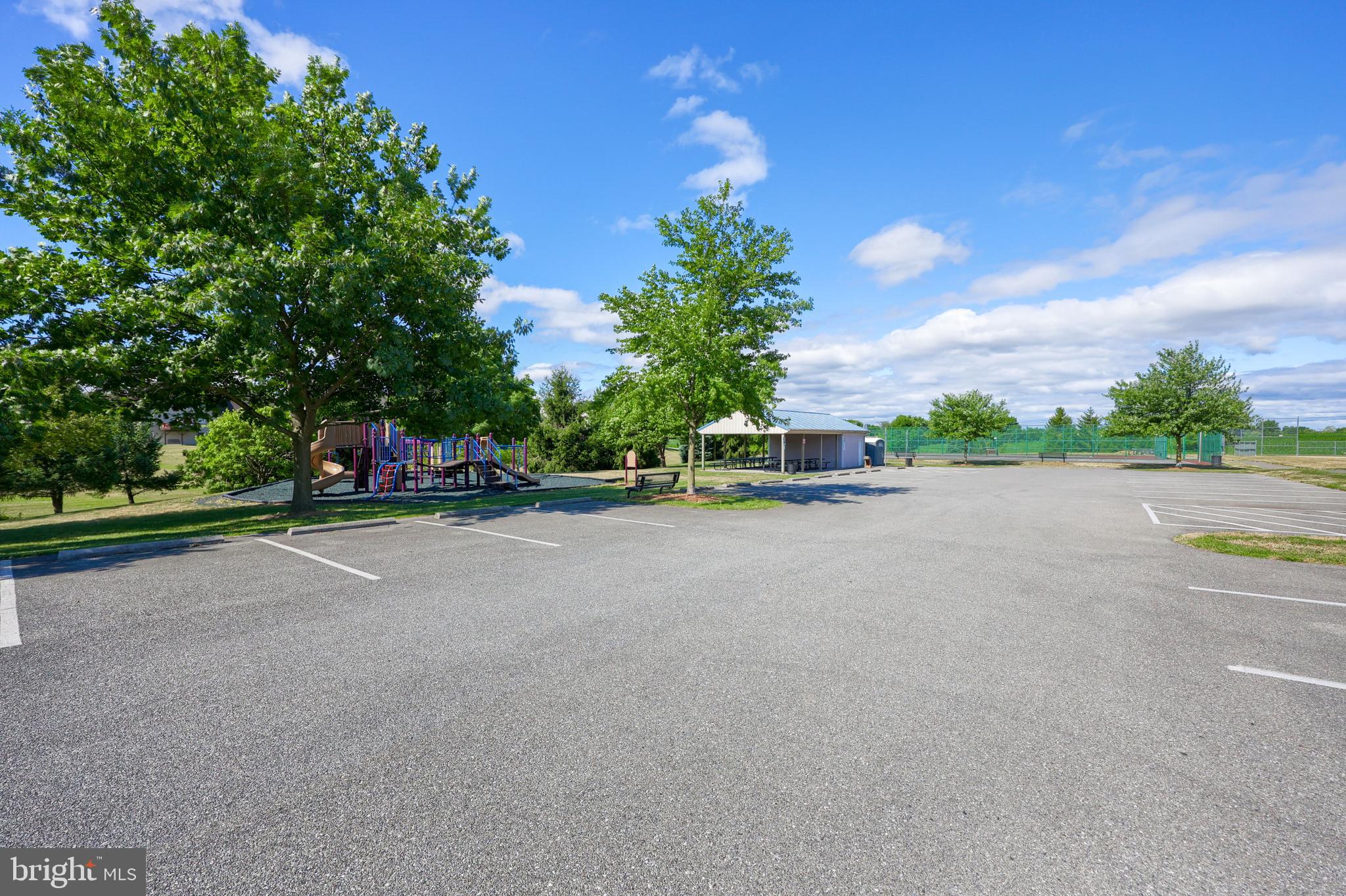 THE LAKES AT DONEGAL SPRINGS - Residential
