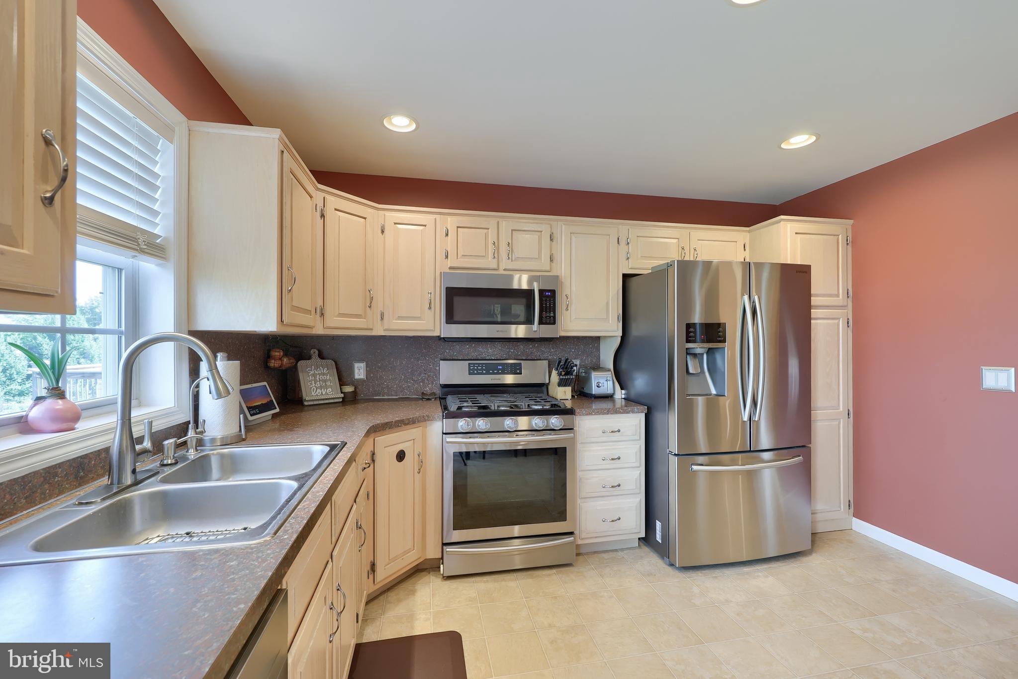 THE LAKES AT DONEGAL SPRINGS - Residential