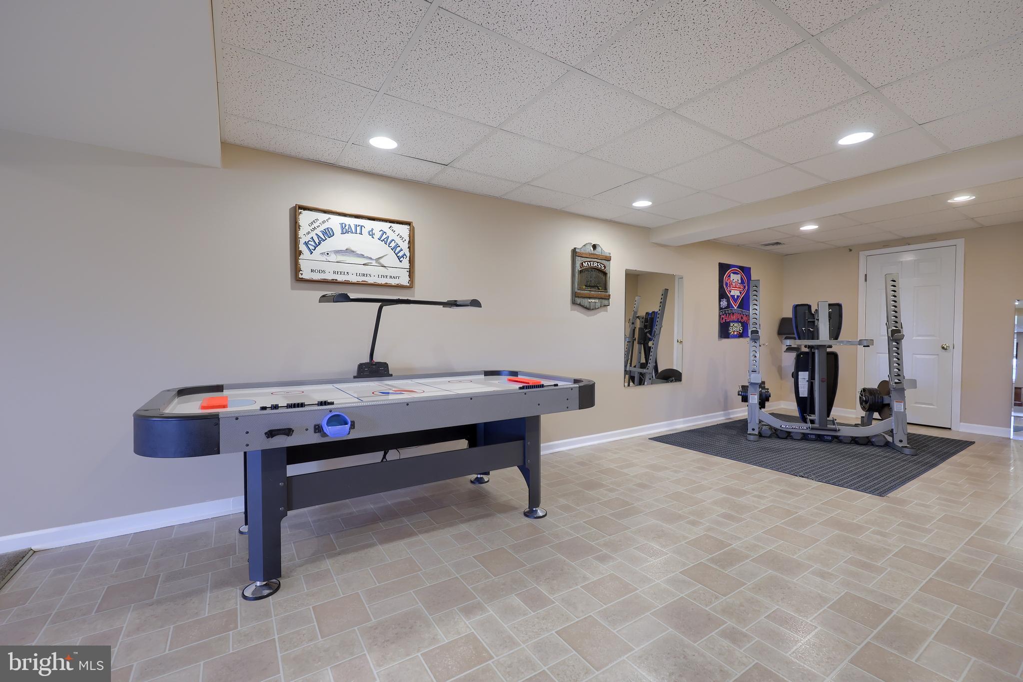 THE LAKES AT DONEGAL SPRINGS - Residential