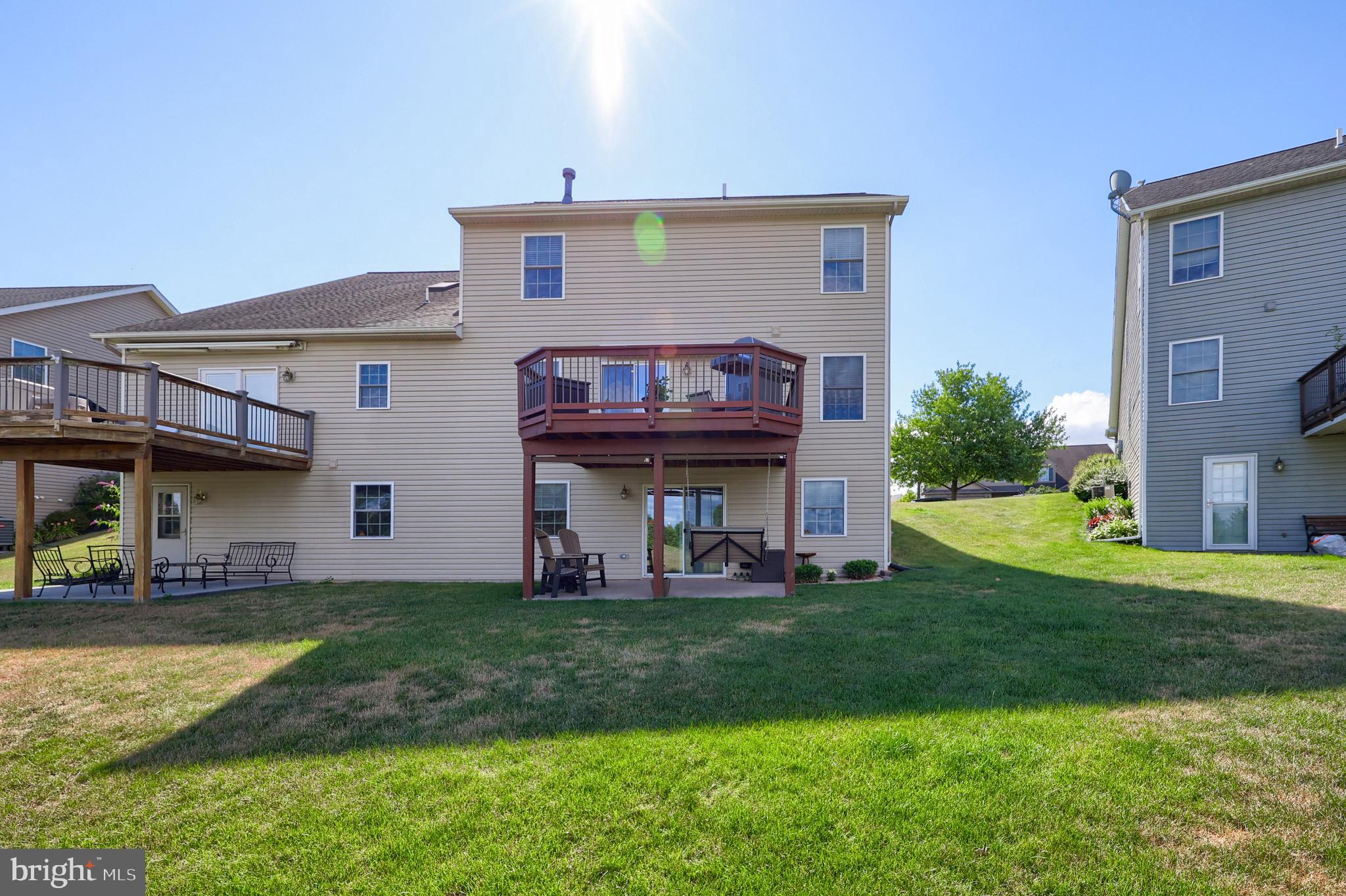 THE LAKES AT DONEGAL SPRINGS - Residential