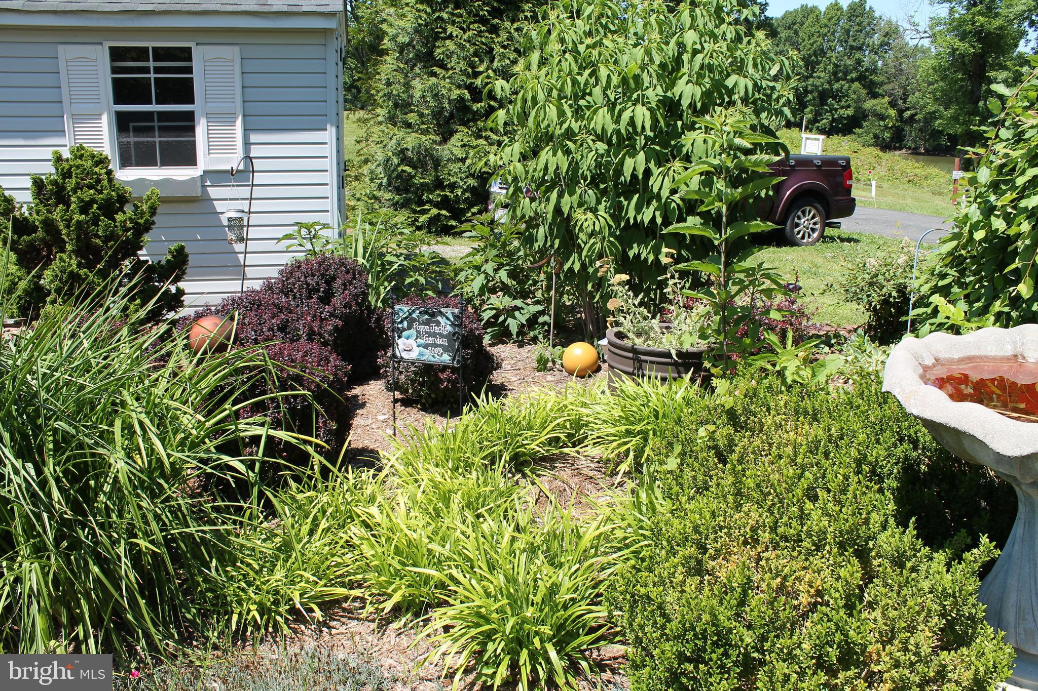 NOMINI BAY FARMS - Residential