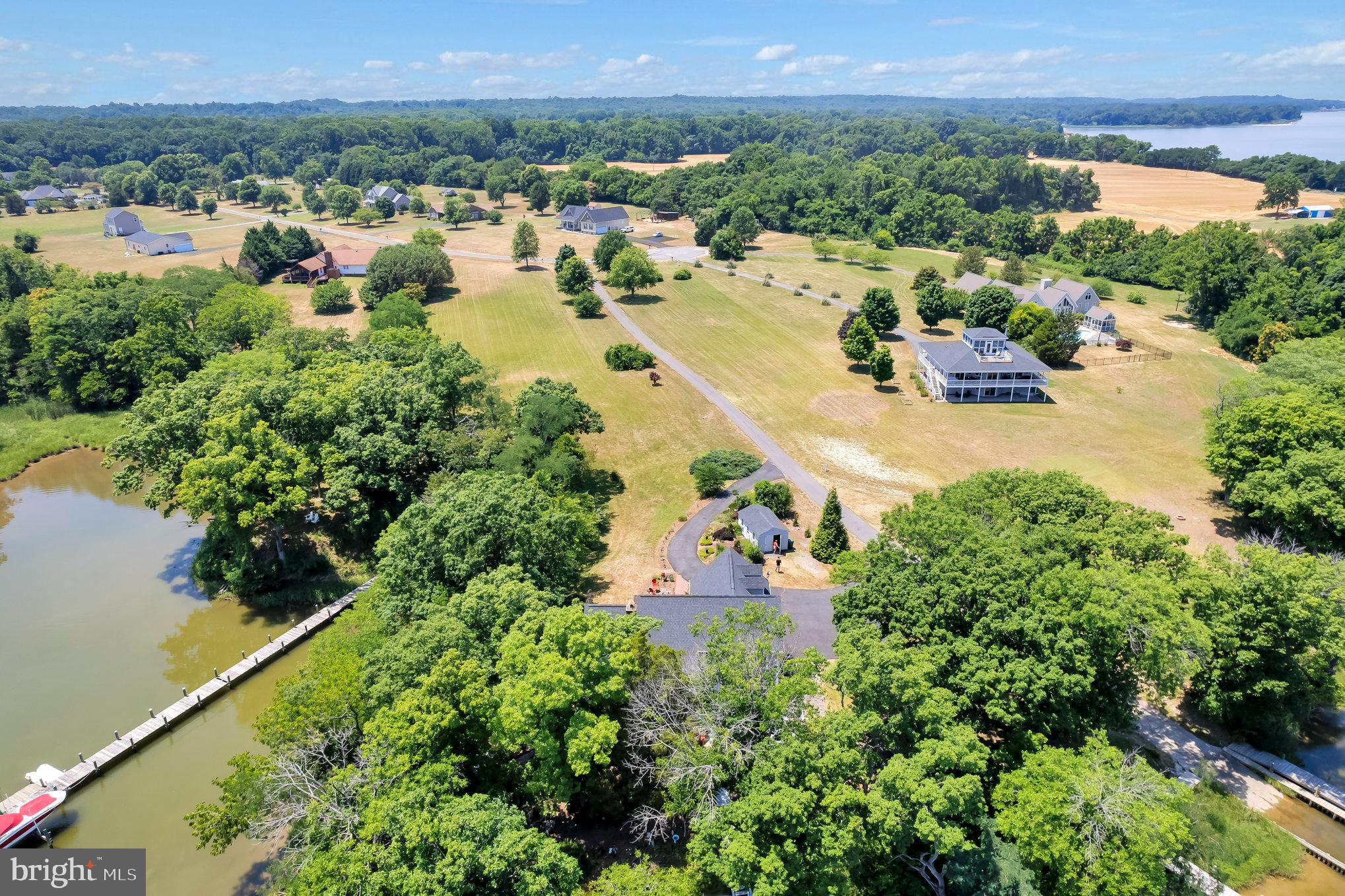 NOMINI BAY FARMS - Residential