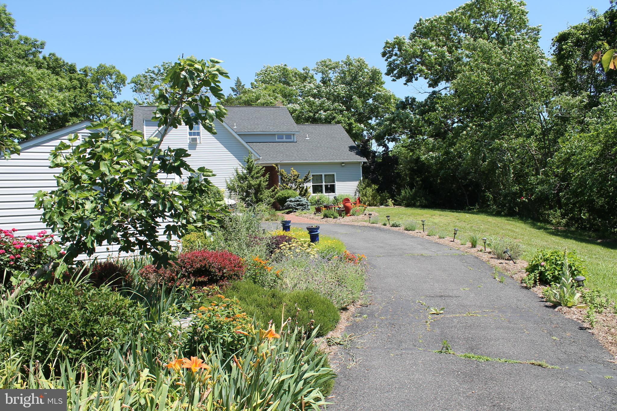 NOMINI BAY FARMS - Residential