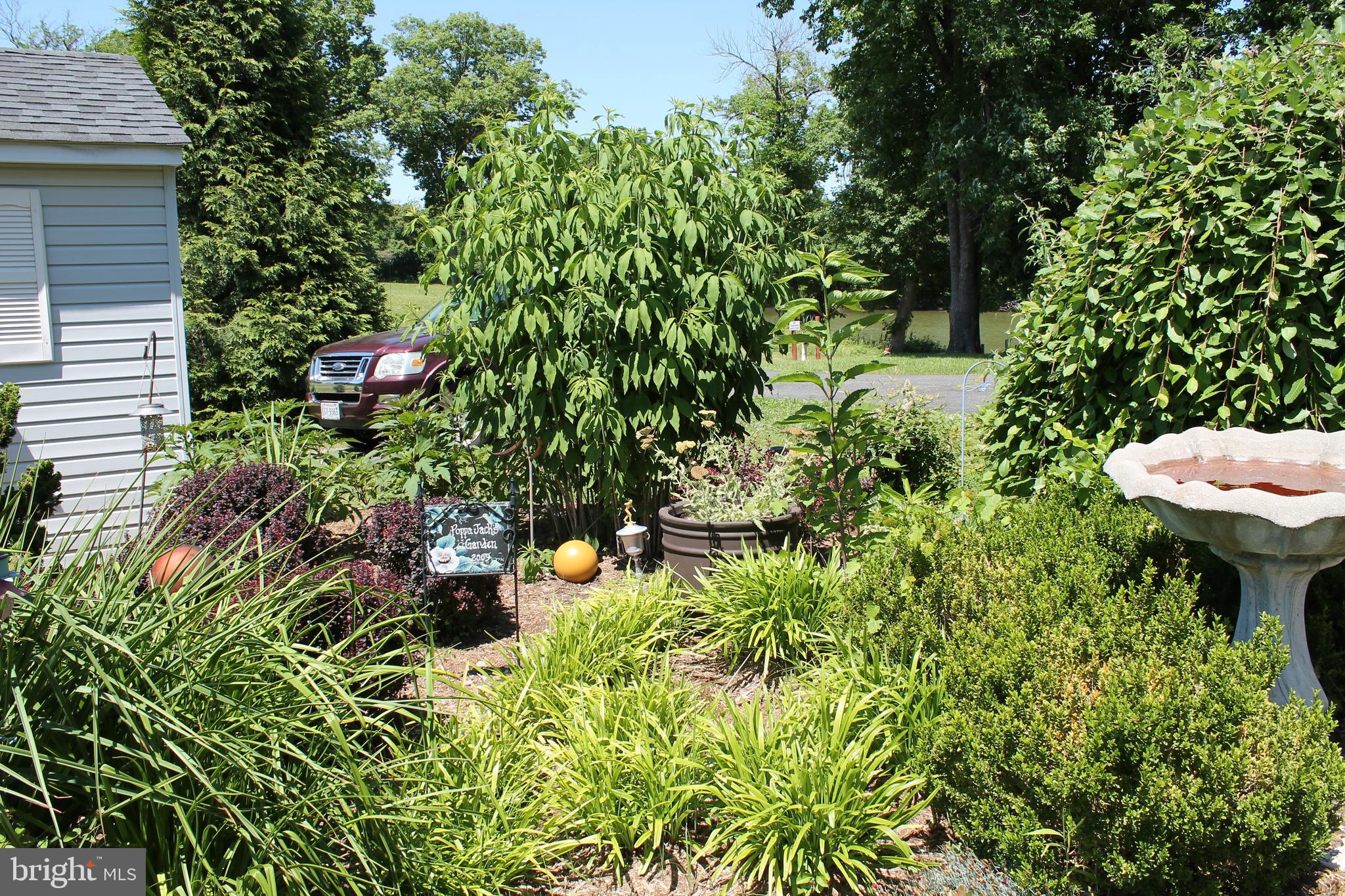 NOMINI BAY FARMS - Residential