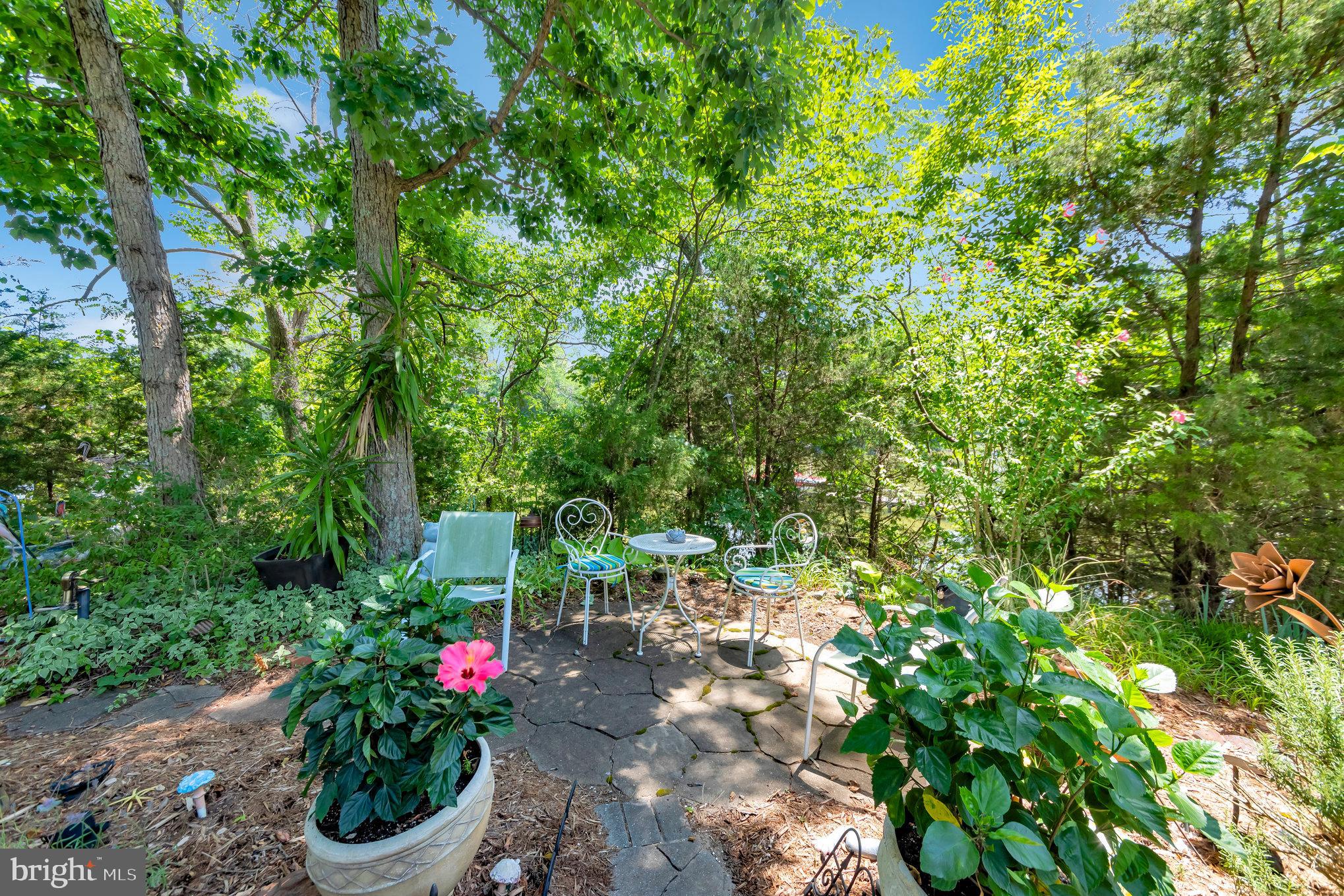 NOMINI BAY FARMS - Residential