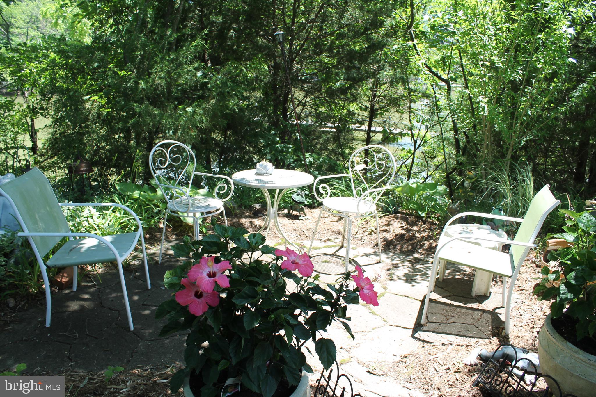 NOMINI BAY FARMS - Residential