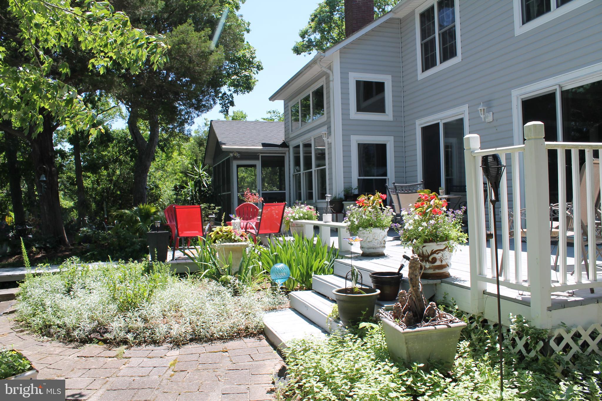 NOMINI BAY FARMS - Residential