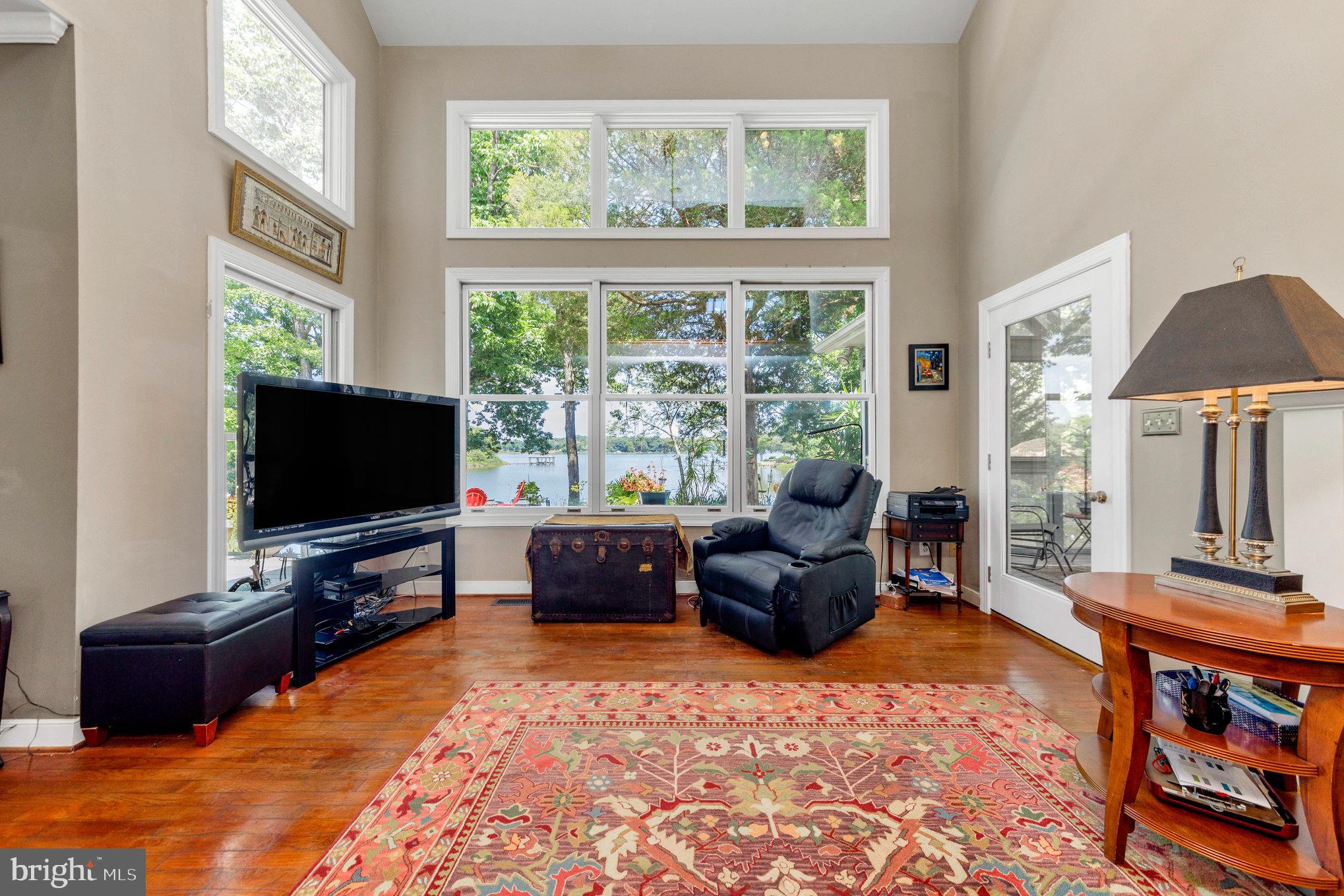 NOMINI BAY FARMS - Residential