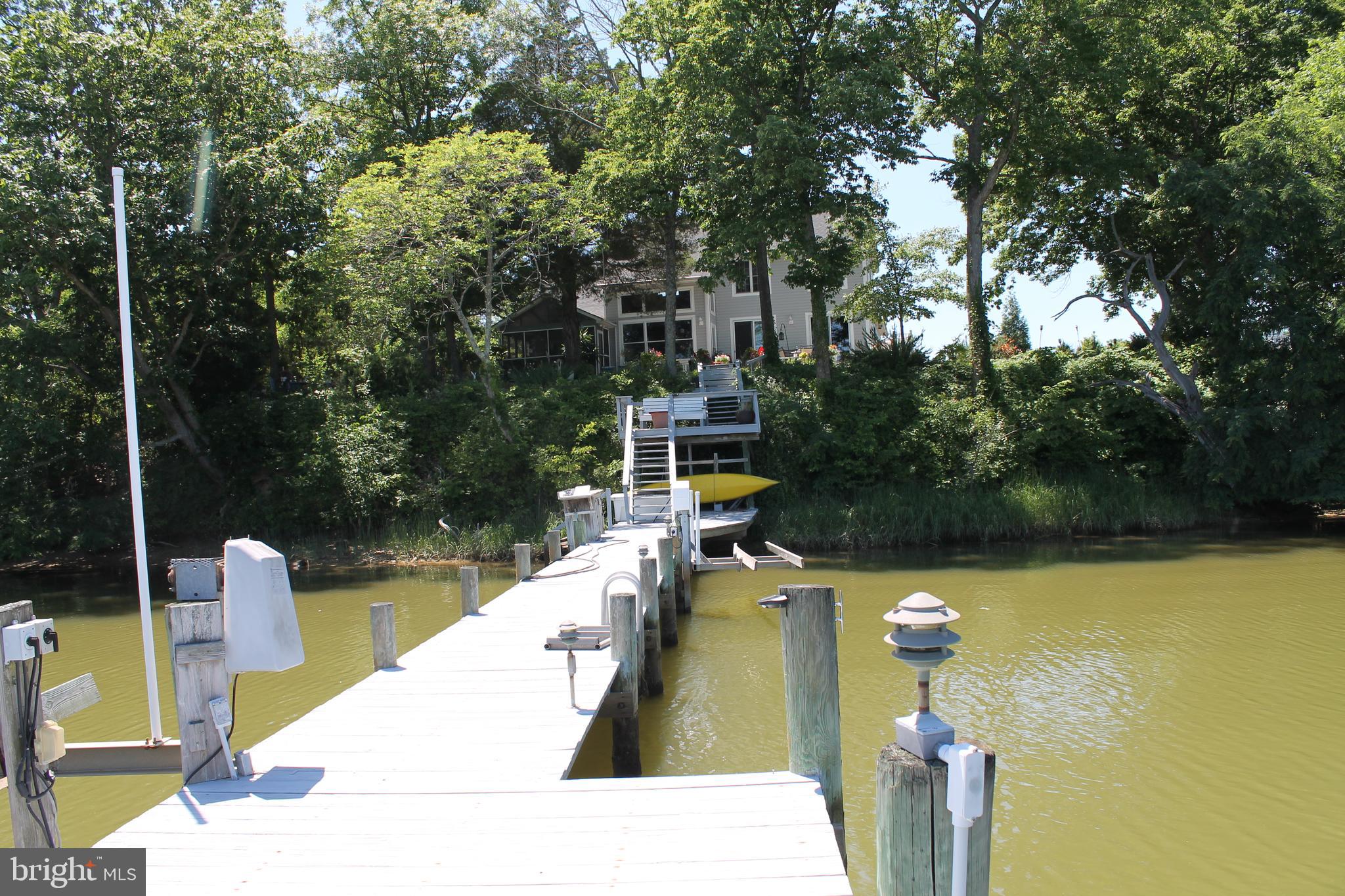 NOMINI BAY FARMS - Residential