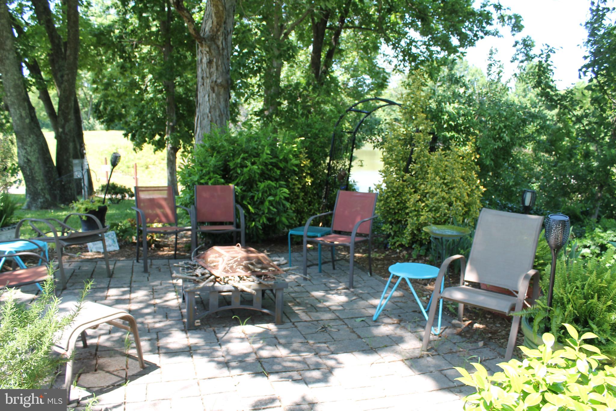 NOMINI BAY FARMS - Residential