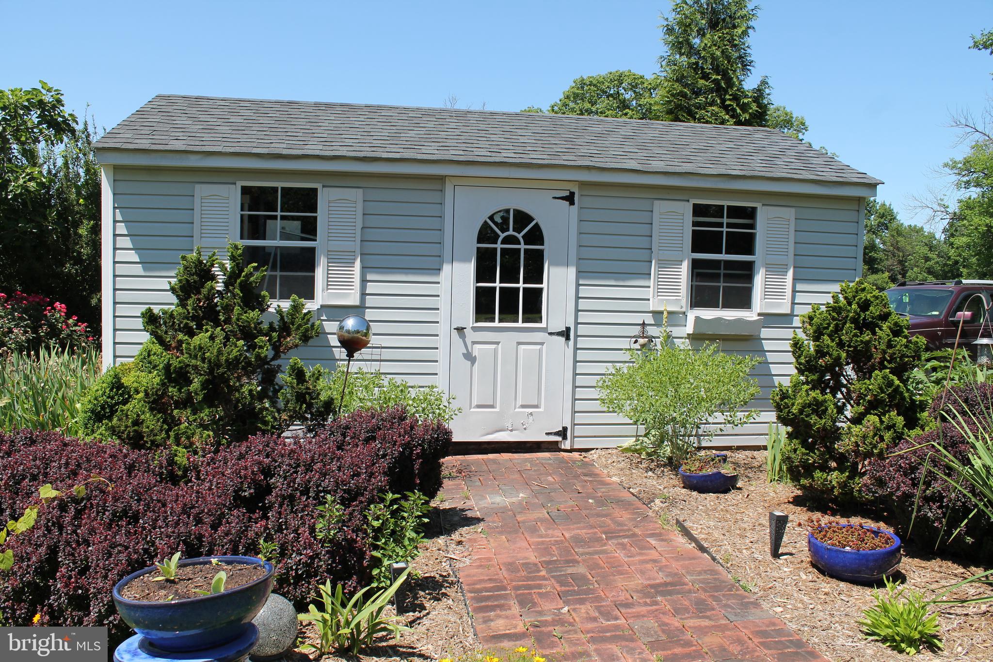 NOMINI BAY FARMS - Residential