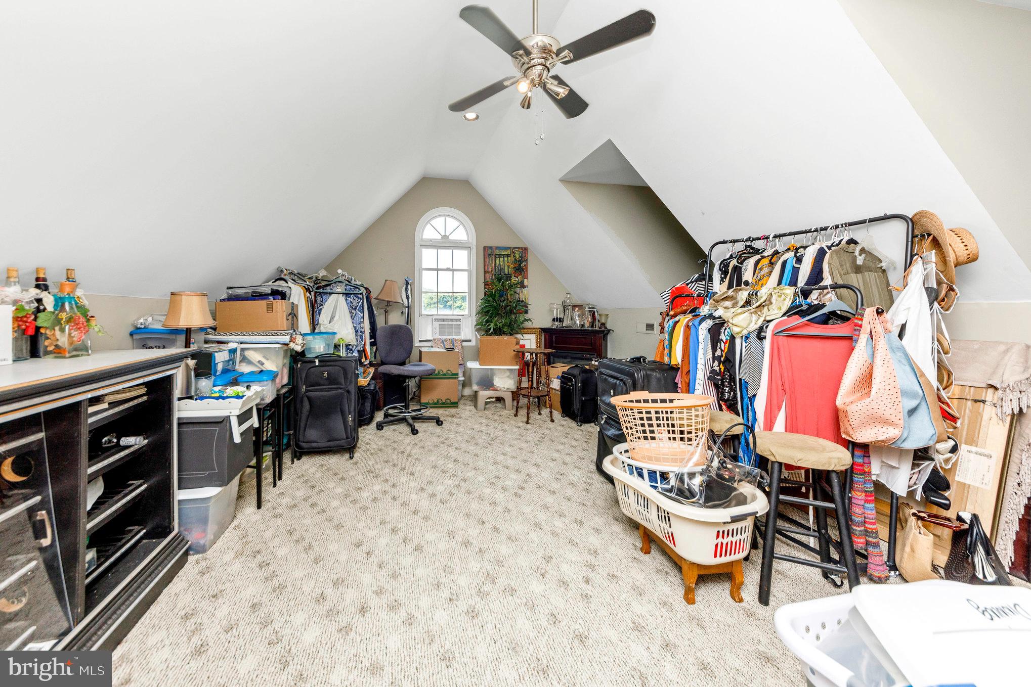 NOMINI BAY FARMS - Residential