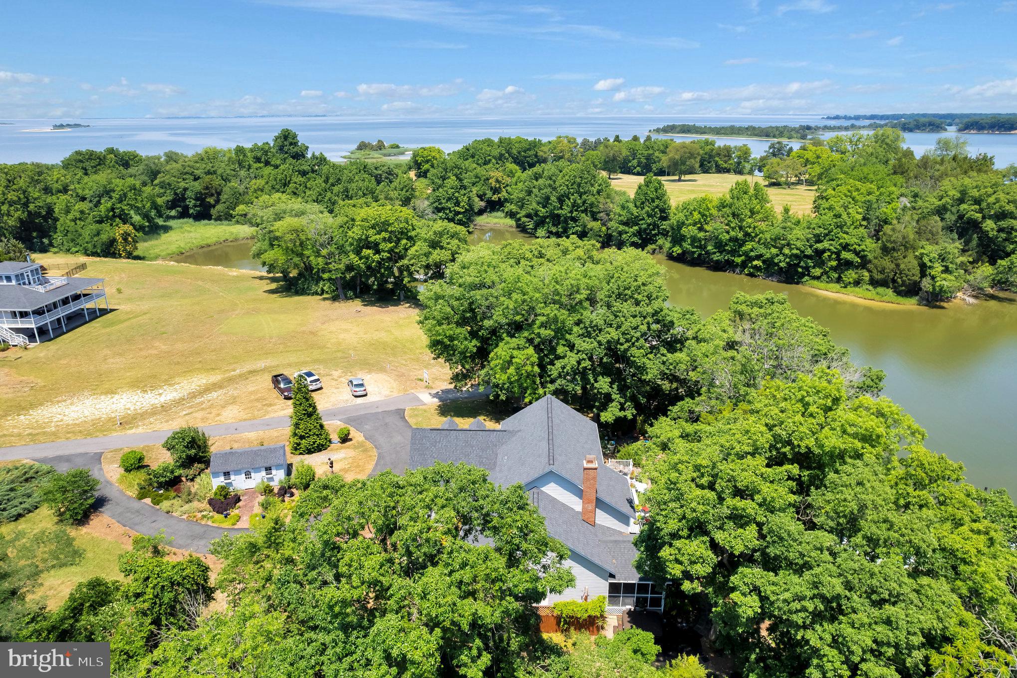 NOMINI BAY FARMS - Residential