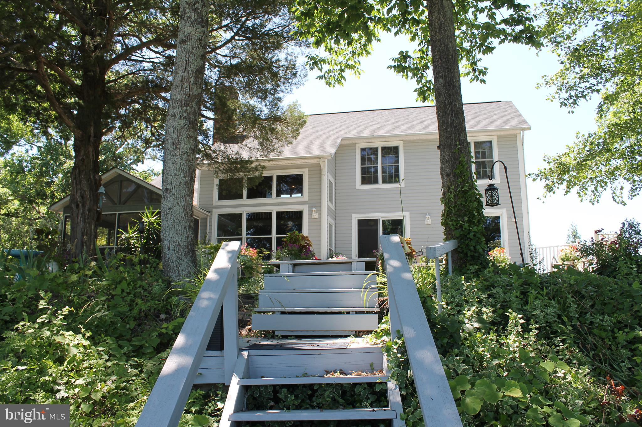 NOMINI BAY FARMS - Residential