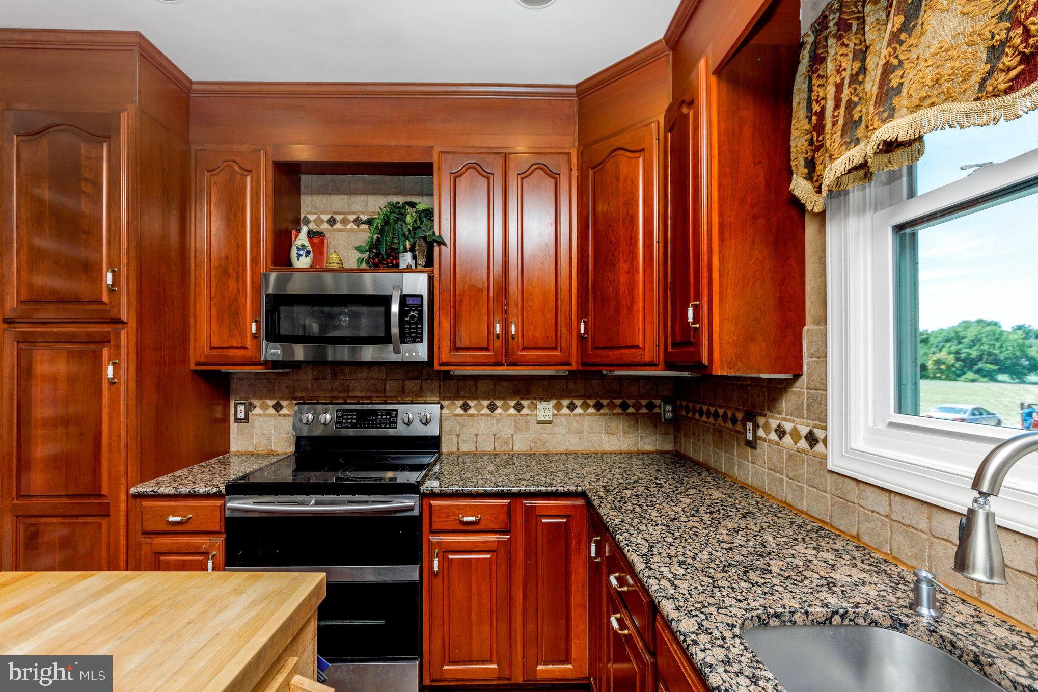 NOMINI BAY FARMS - Residential