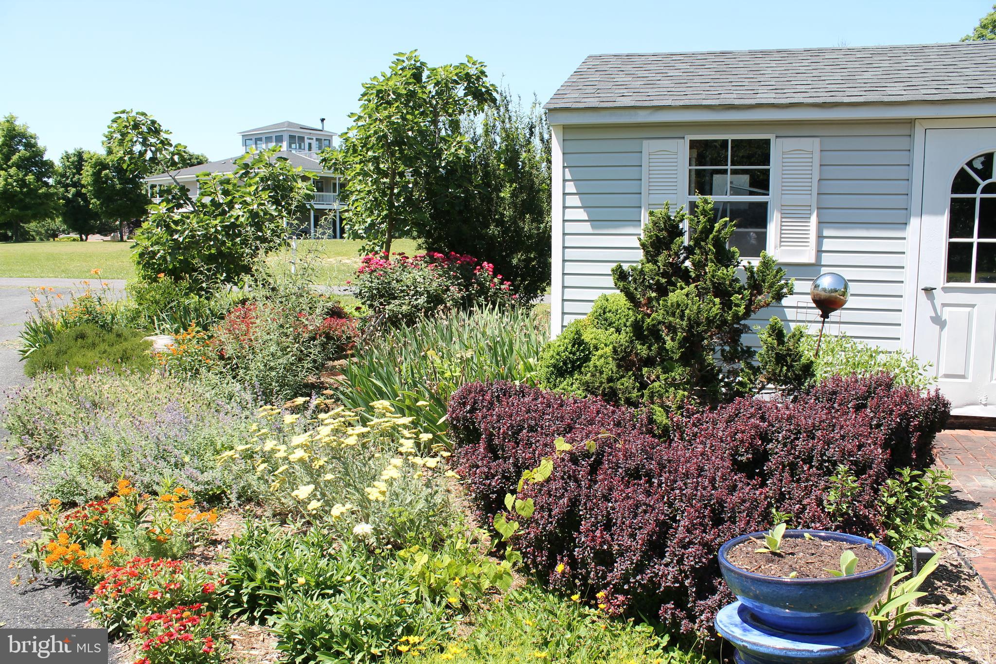 NOMINI BAY FARMS - Residential