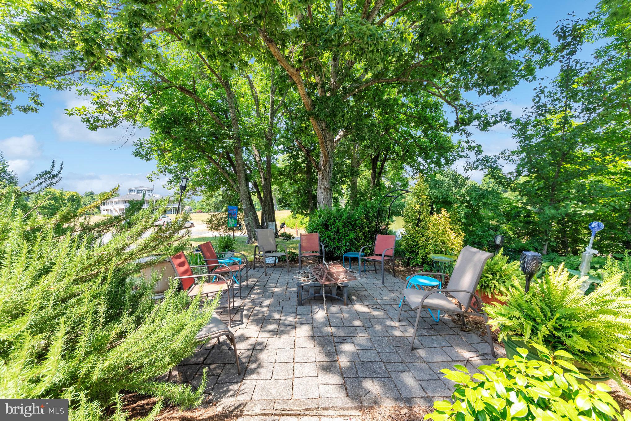 NOMINI BAY FARMS - Residential