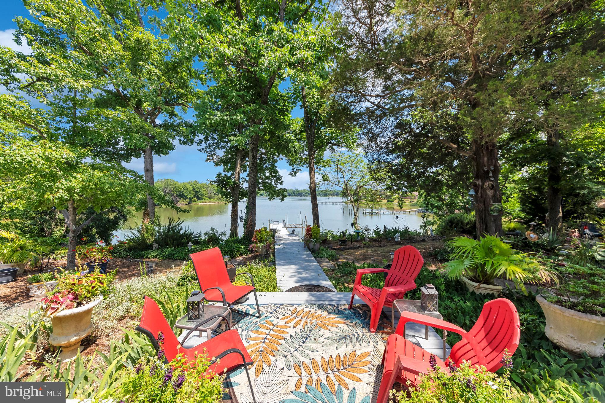 NOMINI BAY FARMS - Residential