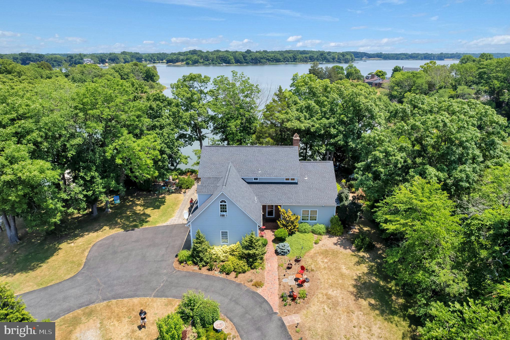 NOMINI BAY FARMS - Residential