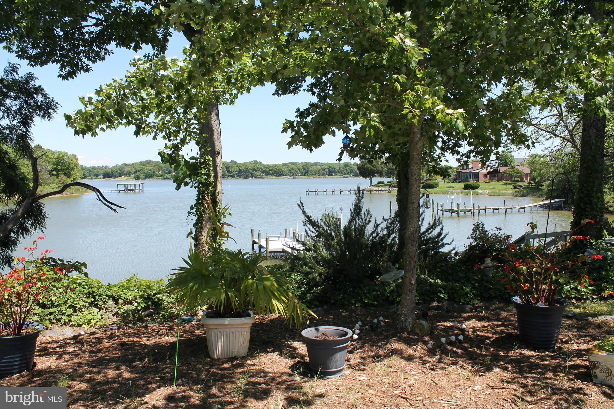 NOMINI BAY FARMS - Residential