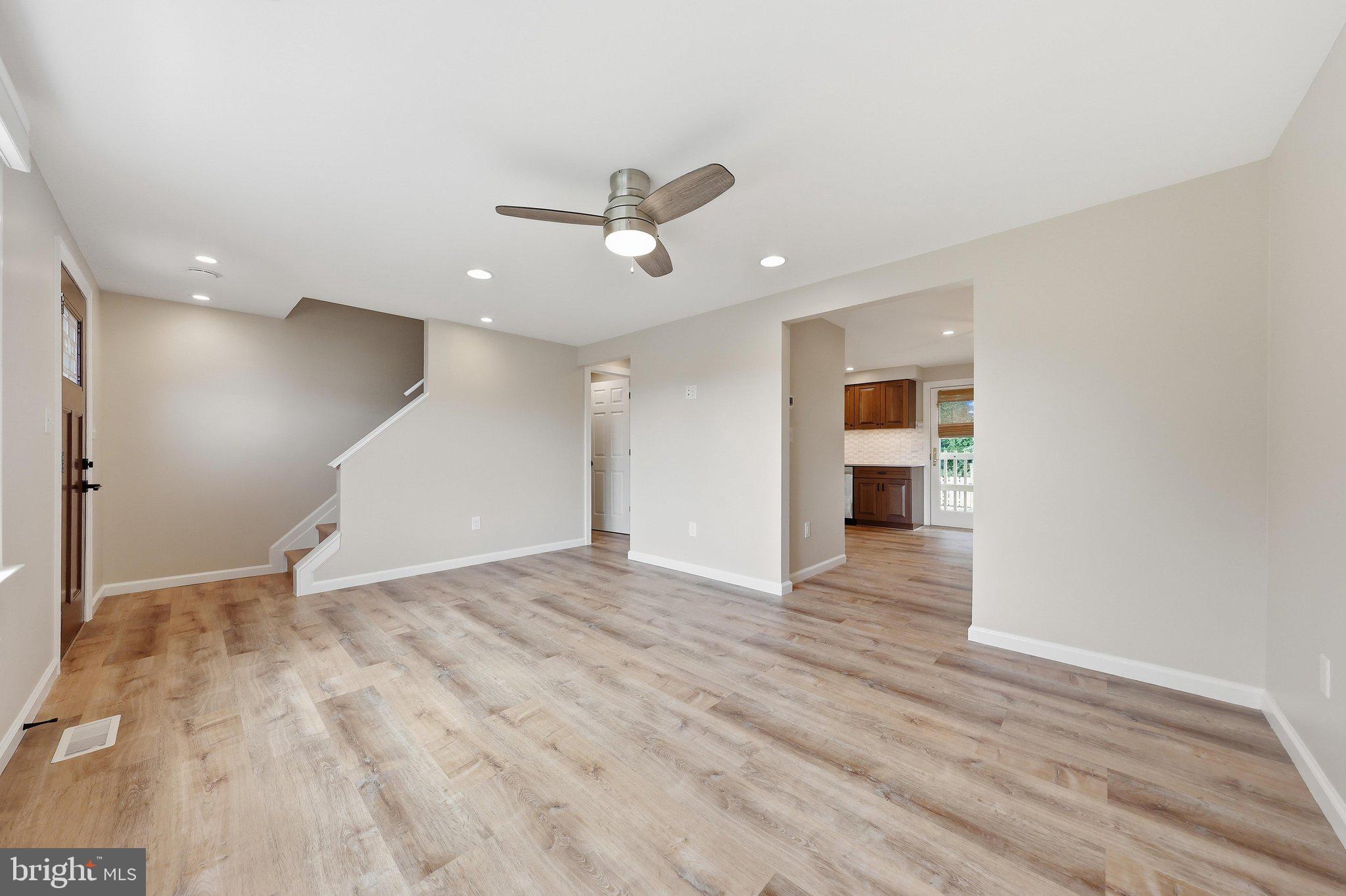1572 CAREY PLACE