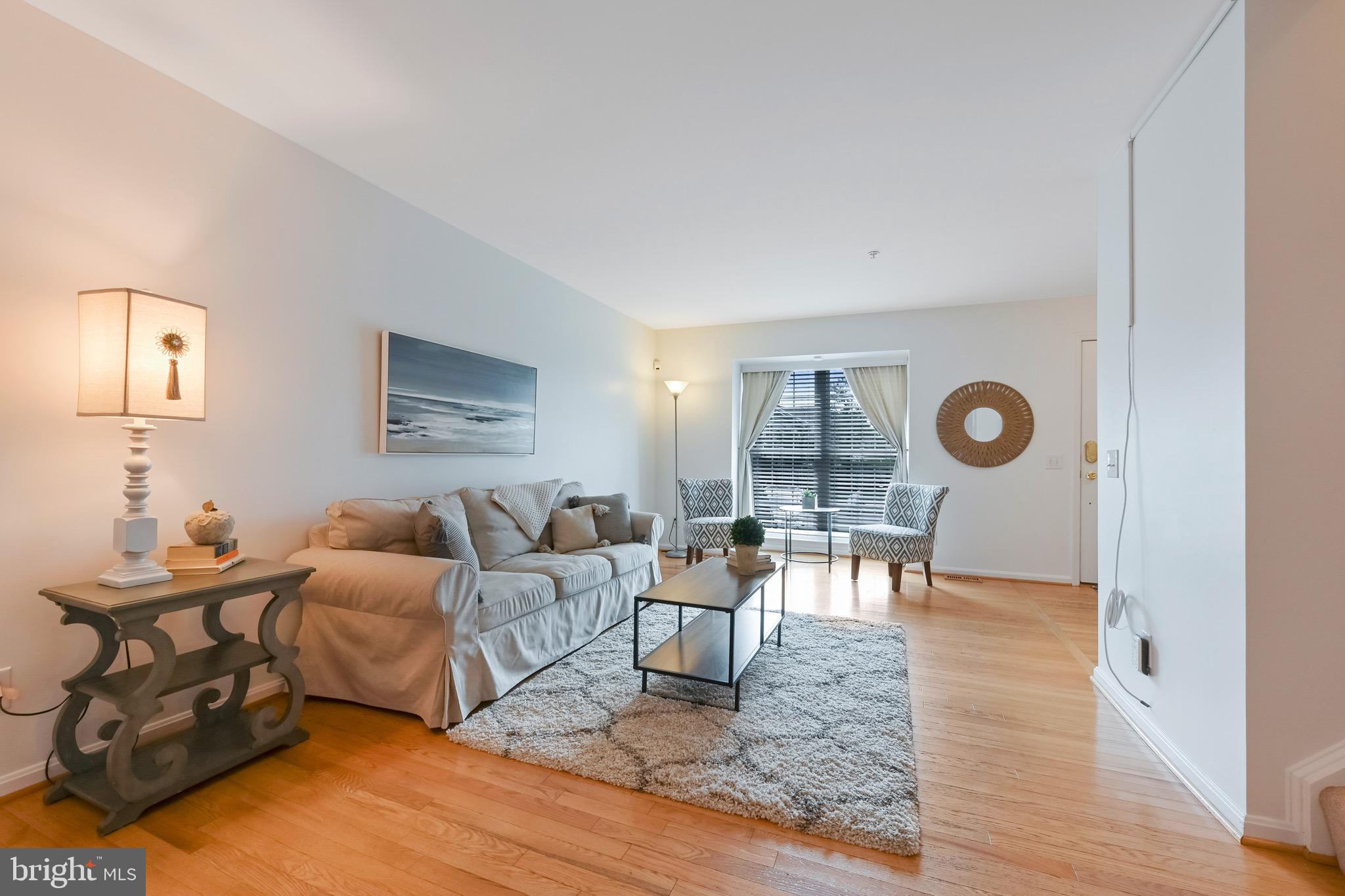 SOUTH RIVER COLONY - Residential