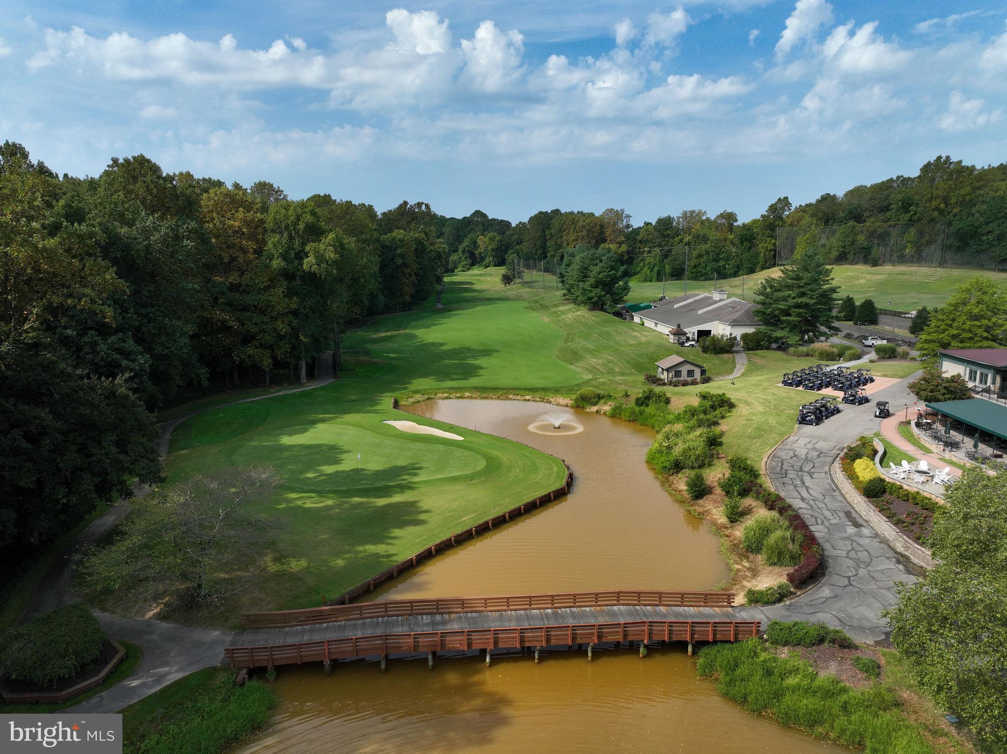 SOUTH RIVER COLONY - Residential