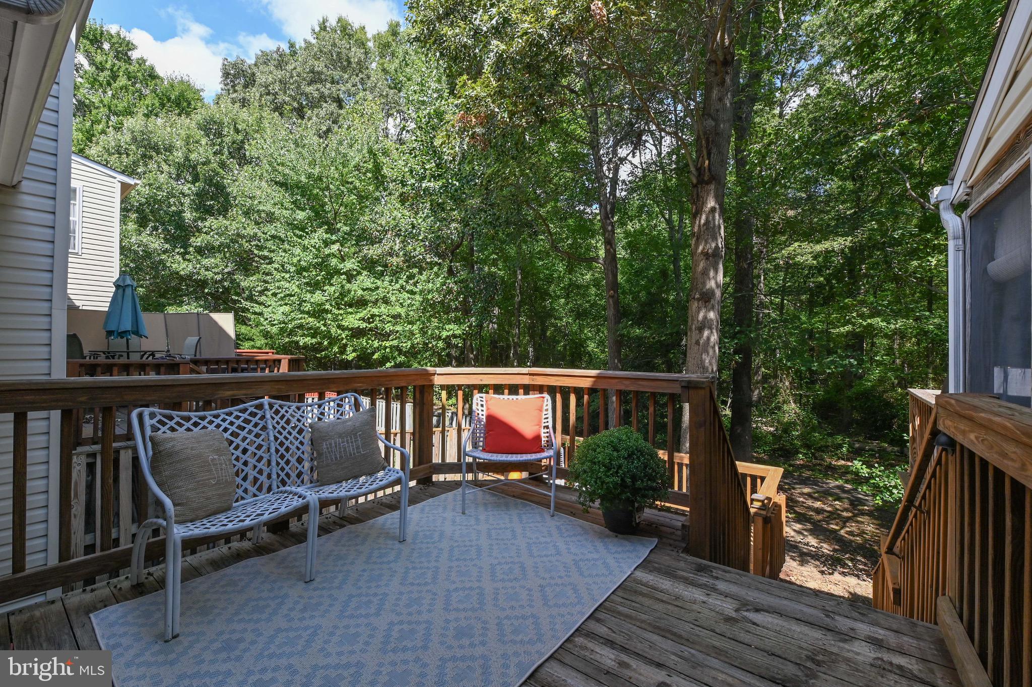 SOUTH RIVER COLONY - Residential