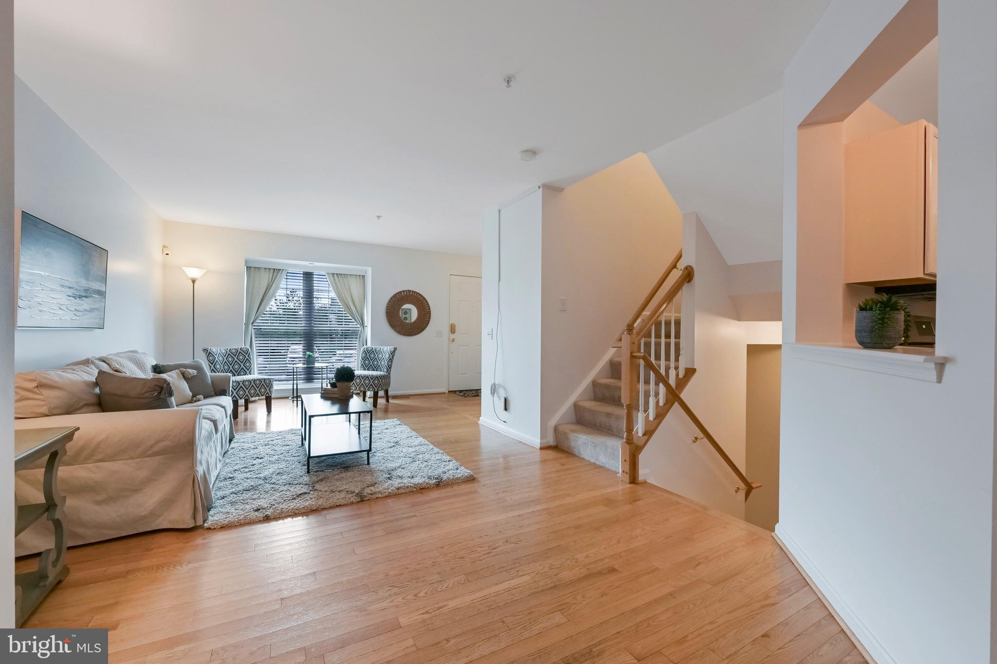 SOUTH RIVER COLONY - Residential