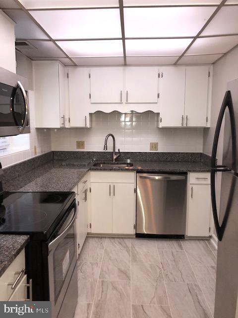 FAIRLINGTON VILLAGES - Residential Lease