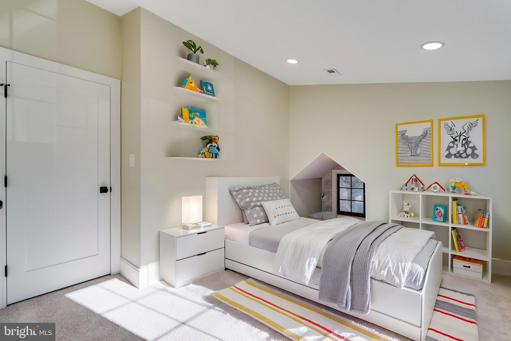 TAKOMA PARK - Residential