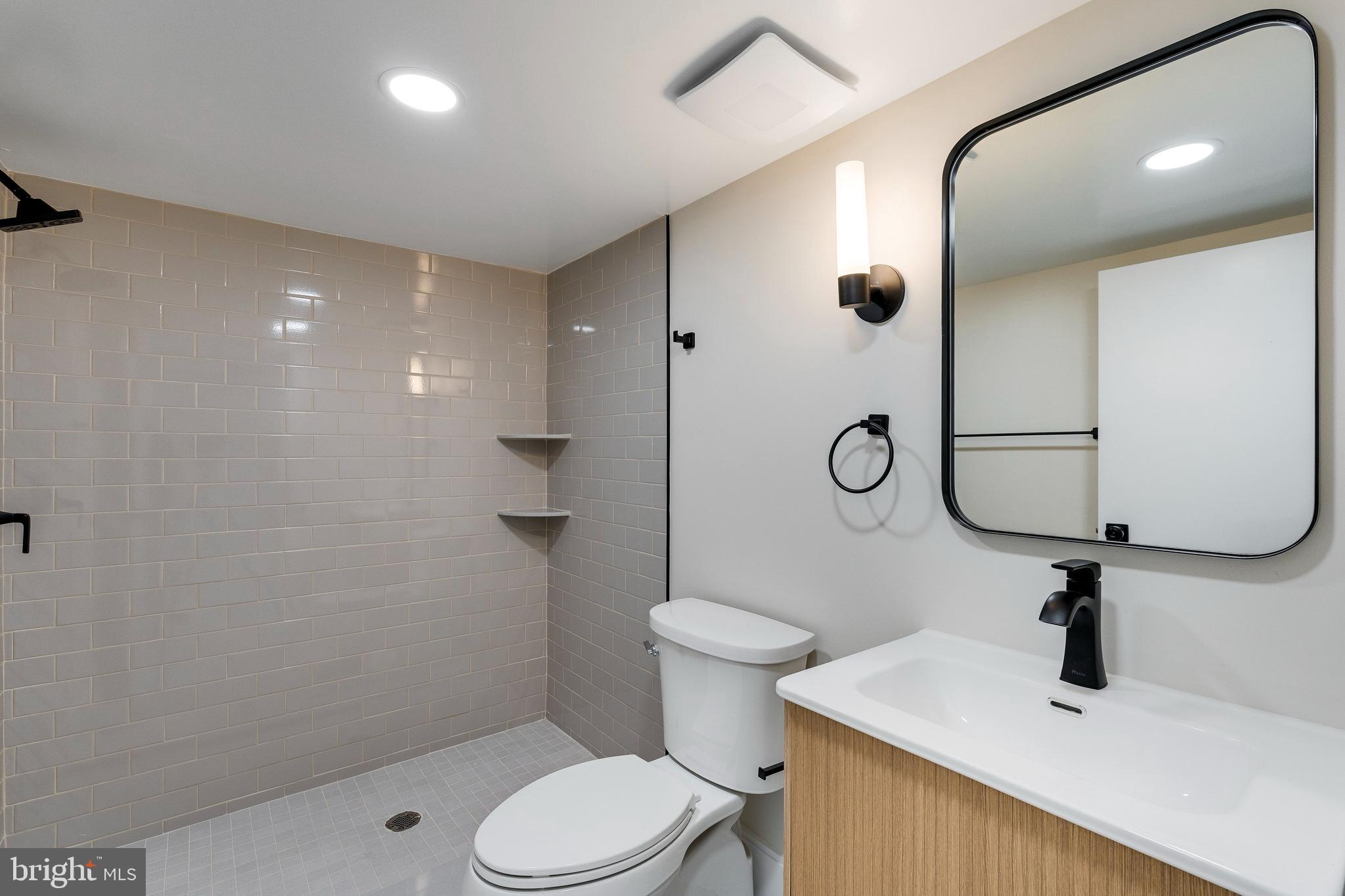 TAKOMA PARK - Residential