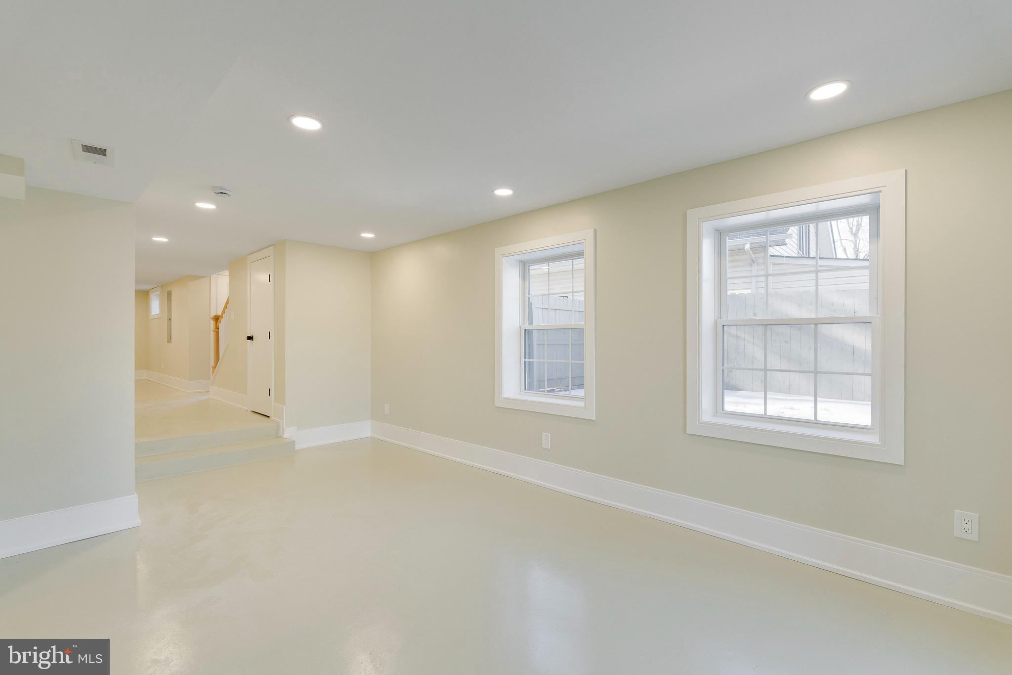 TAKOMA PARK - Residential