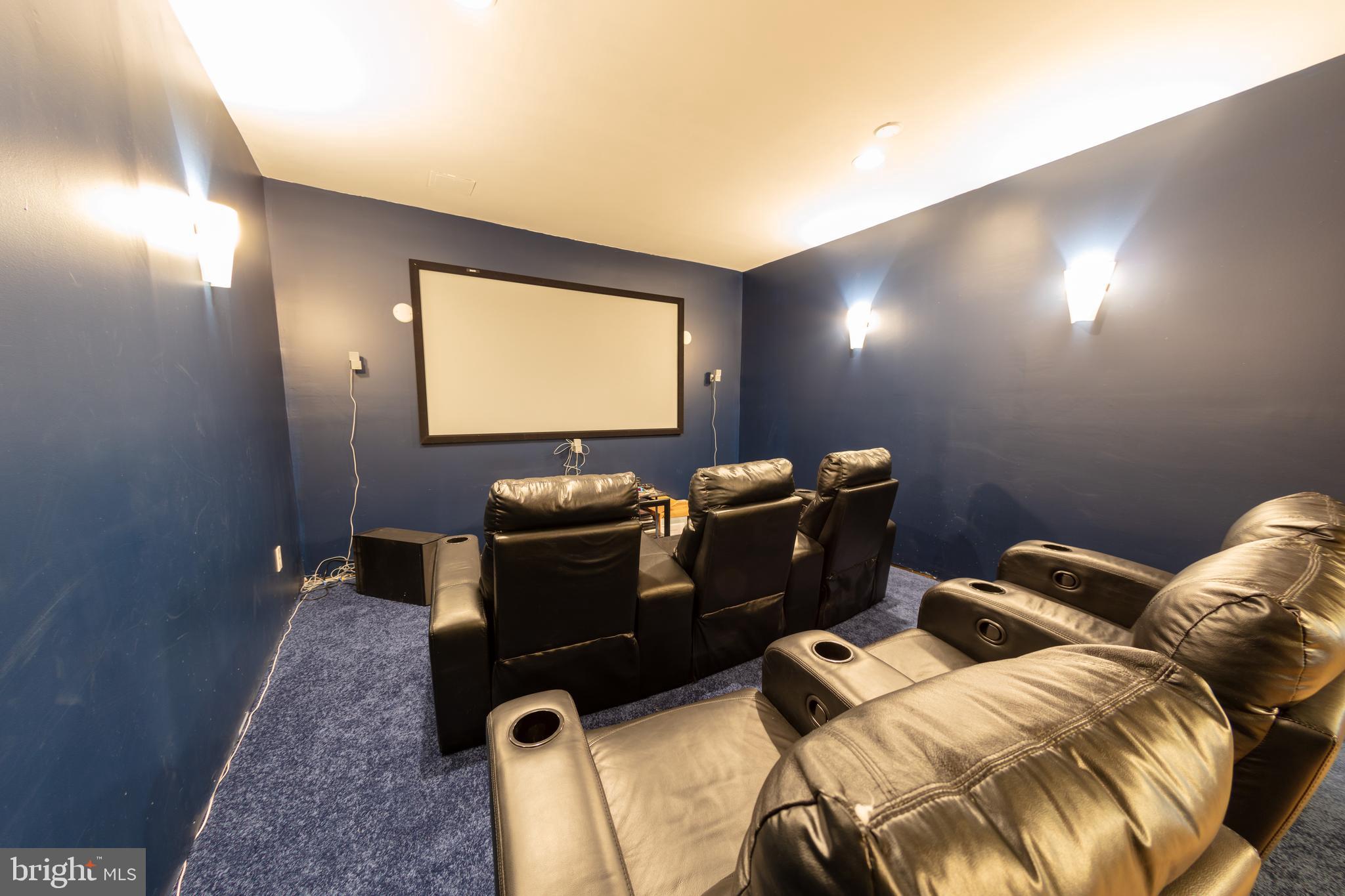 SPRUCE HILL ESTATES - Residential