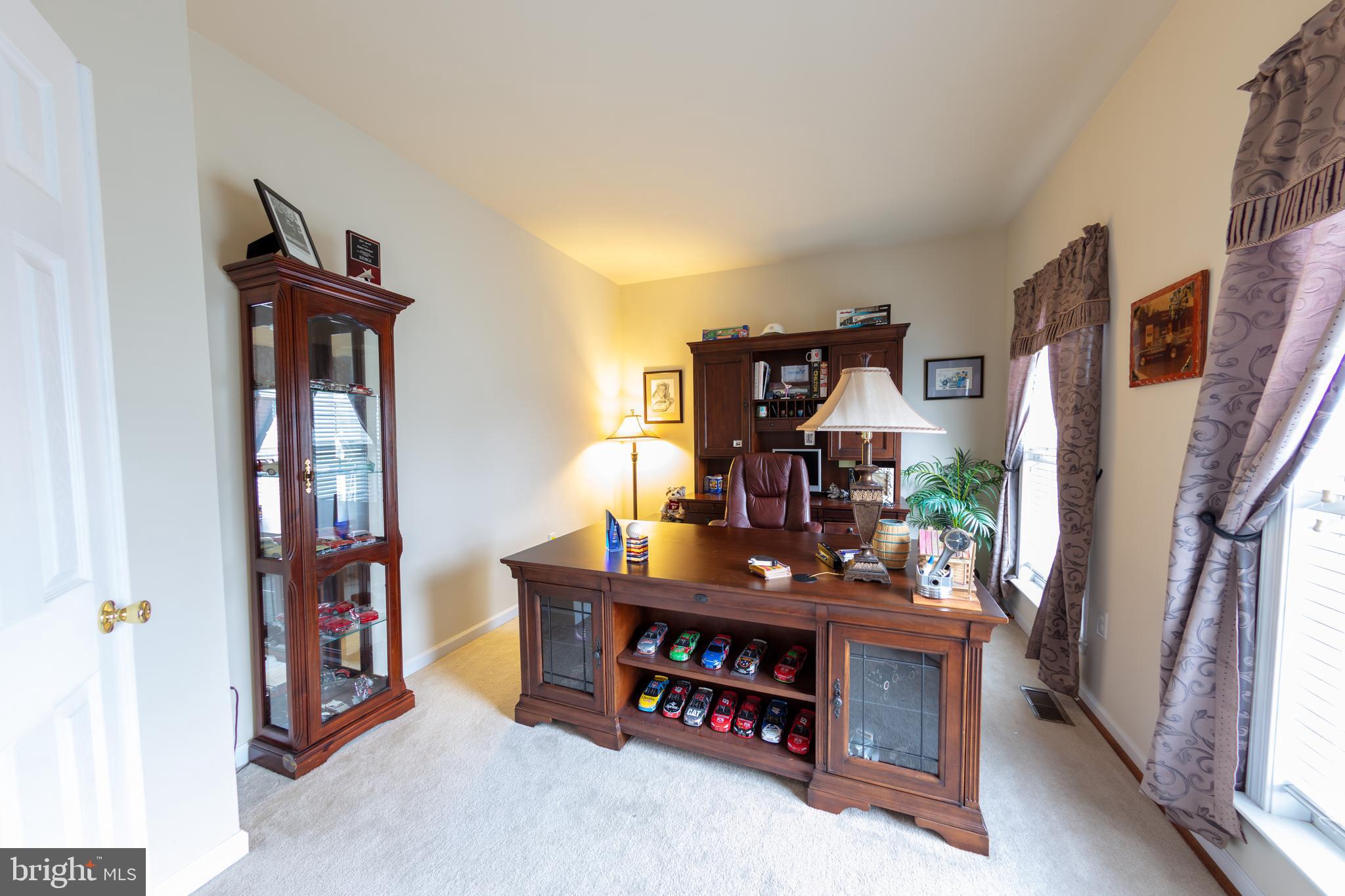 SPRUCE HILL ESTATES - Residential