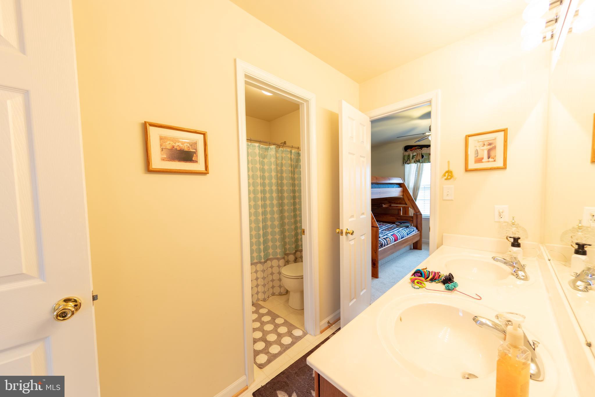 SPRUCE HILL ESTATES - Residential