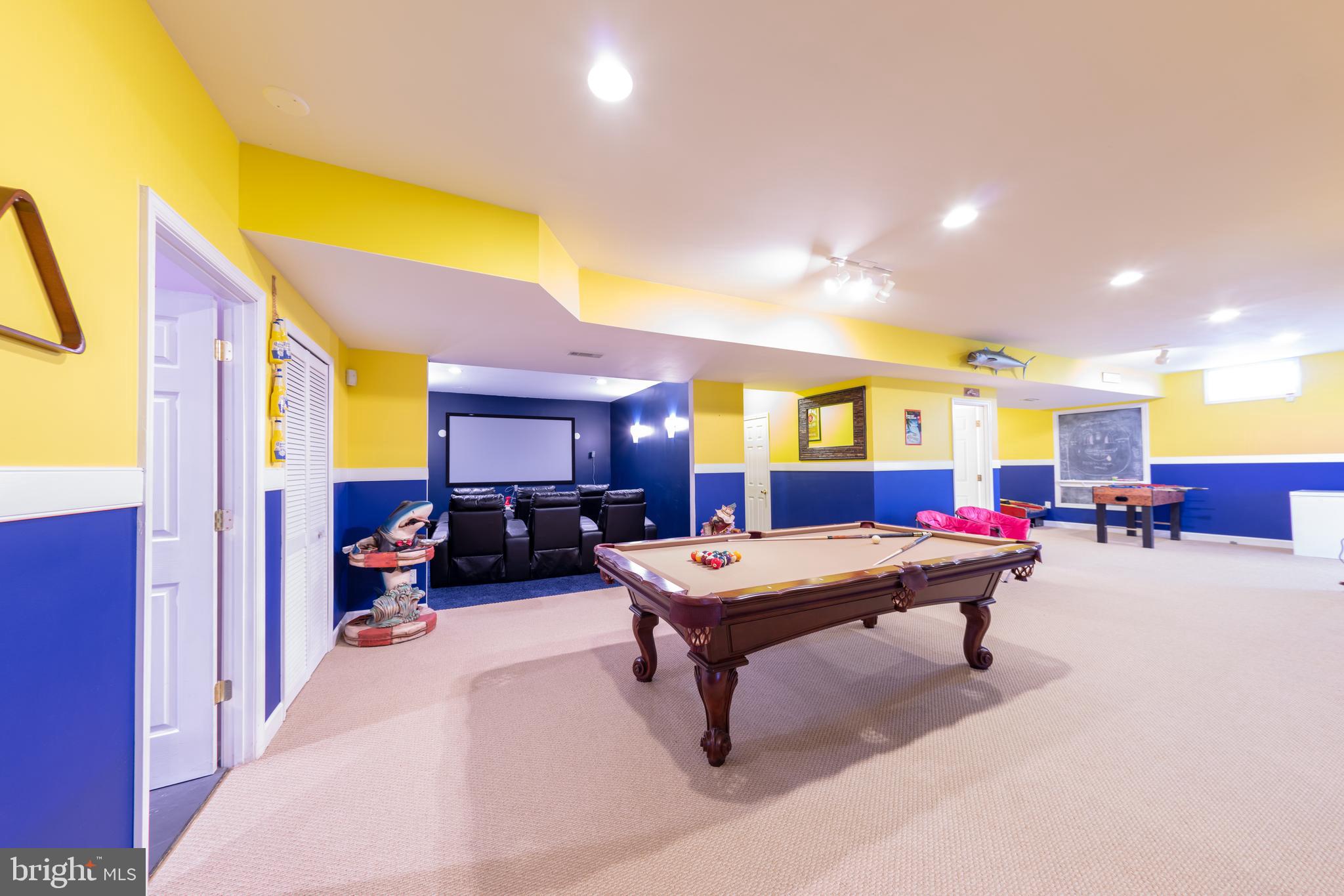 SPRUCE HILL ESTATES - Residential