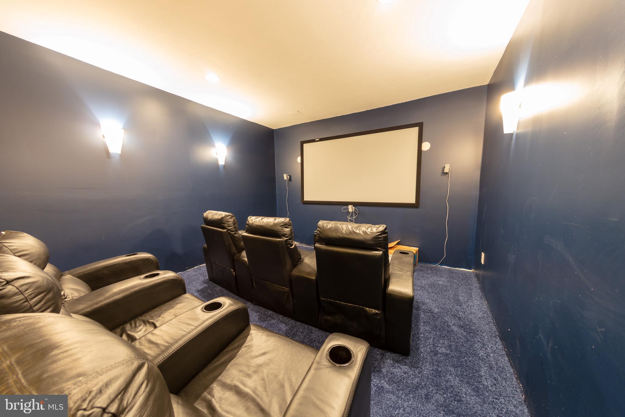 SPRUCE HILL ESTATES - Residential