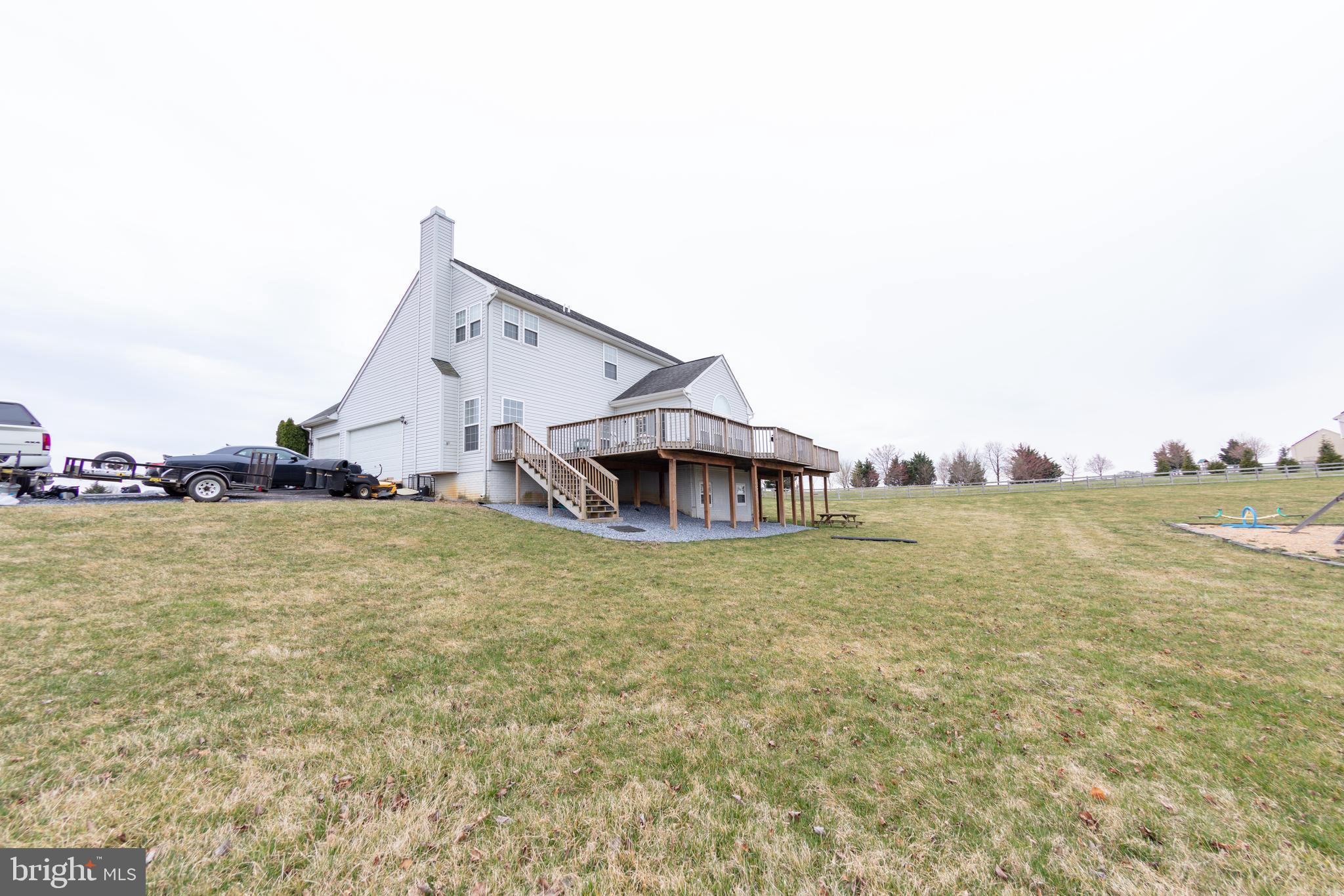 SPRUCE HILL ESTATES - Residential