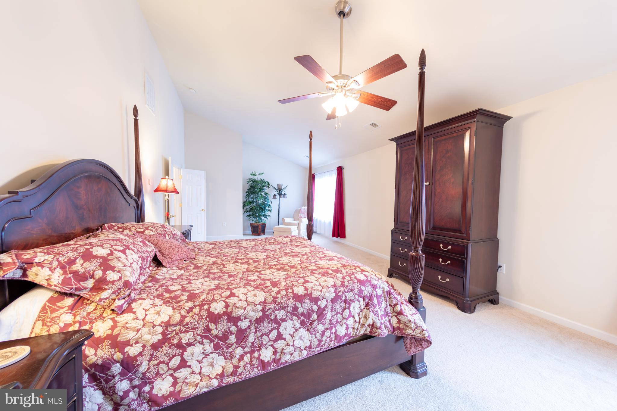 SPRUCE HILL ESTATES - Residential