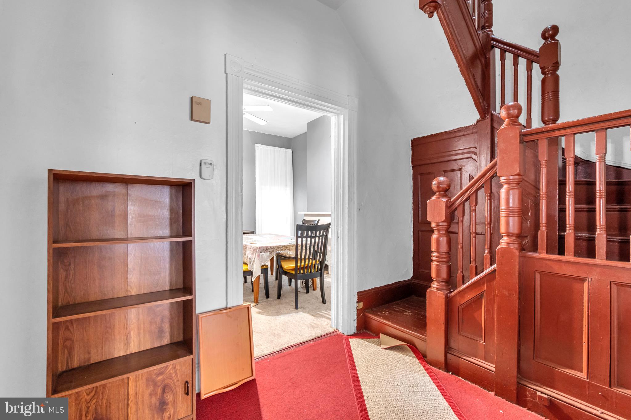 BROADWAY EAST - Residential