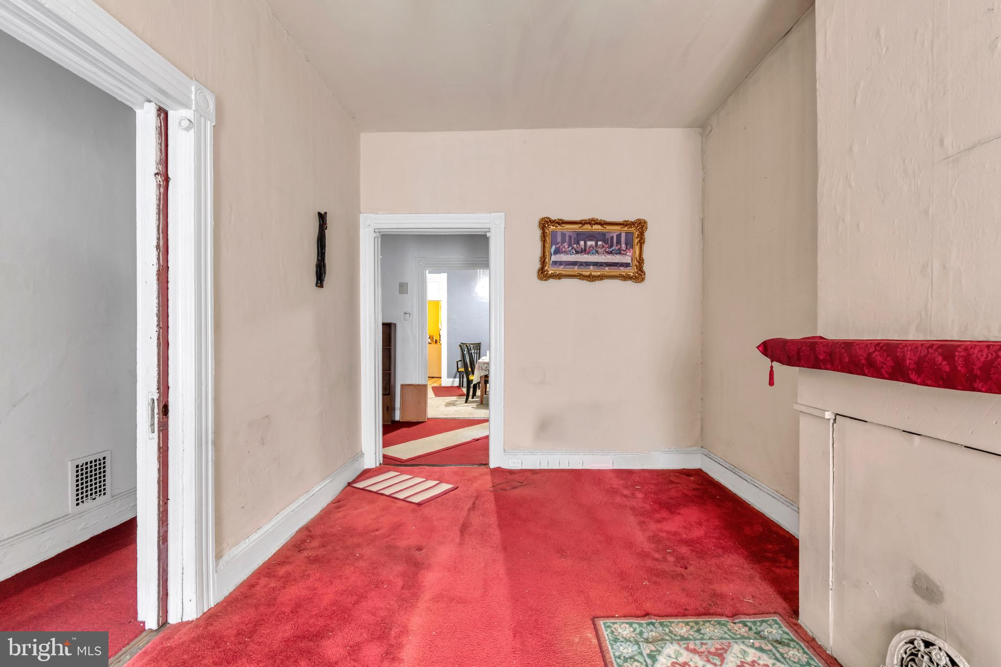 BROADWAY EAST - Residential