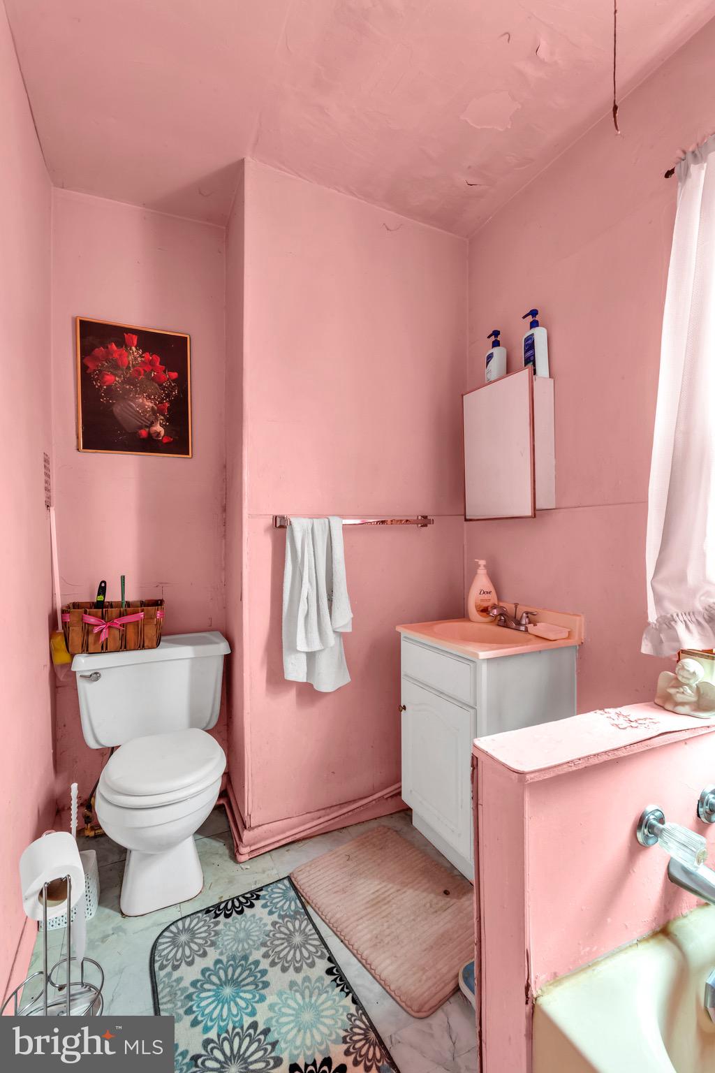 BROADWAY EAST - Residential