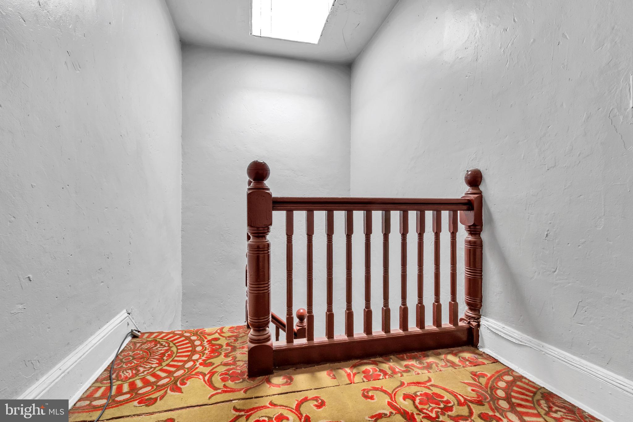 BROADWAY EAST - Residential