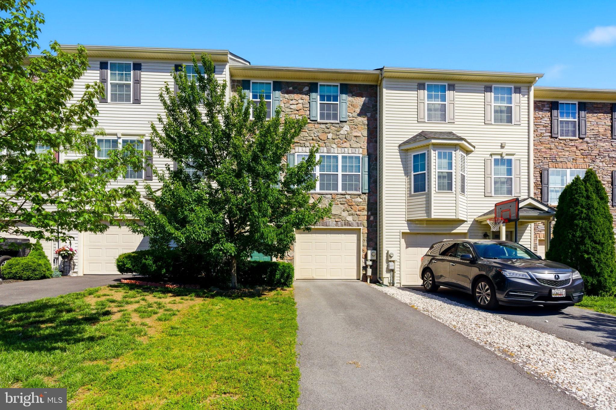 232 MORLATT LANE